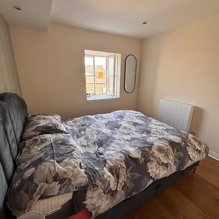 The Shore Modern 2 Bedroom *