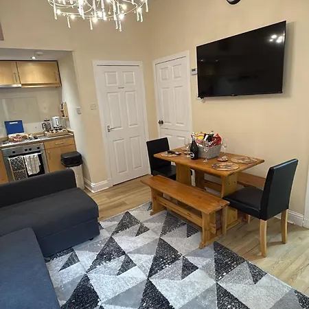 Apartment One Bedroom Flat In Old Town , Heart Of Flat Sleeps 6 Edinburgh