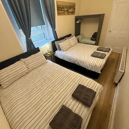 아파트 One Bedroom Flat In Old Town , Heart Of Flat Sleeps 4 *