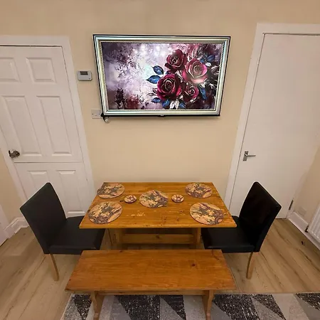 Daire One Bedroom Flat In Old Town , Heart Of Flat Sleeps 4 Edinburgh