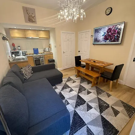 아파트 One Bedroom Flat In Old Town , Heart Of Flat Sleeps 4 *
