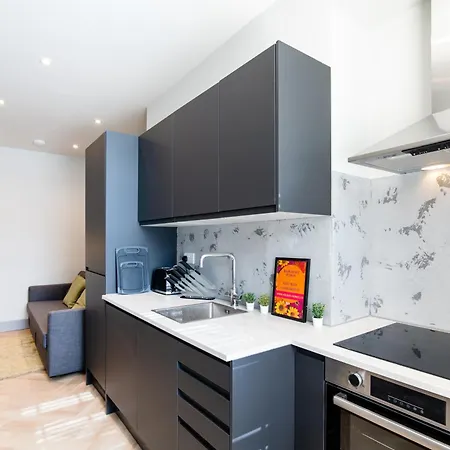 1-Bed Apartment-Free Parking - By Holiday Homes