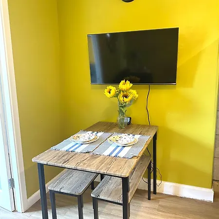 Apartamento Cosy In Centre , 2 Bedroom1 Bathroom *