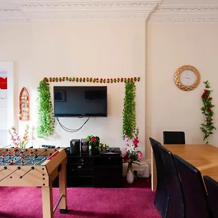 Lauriston Roomz Hotel *