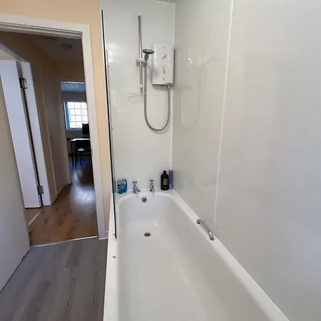 Apartment One With Parking Space Edinburgh