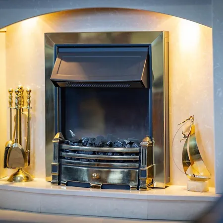 Lägenhet Luxury 4-bedroom Townhouse, Free Parking, Near Portobello Beach, Sleeps 8 Edinburg