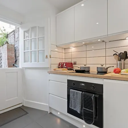 Heart Of Edinburgh's Historic Old Town - Blair Street Daire