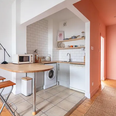Apartamento Stylish Near