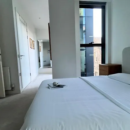 아파트 Large Modern 3br In Quartermile