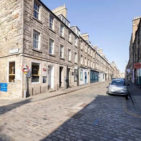 Apartment Joivy Gorgeous 2-bed Flat Near Castle *