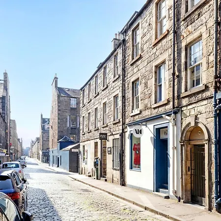 Joivy Gorgeous 2-bed Flat Near Castle *