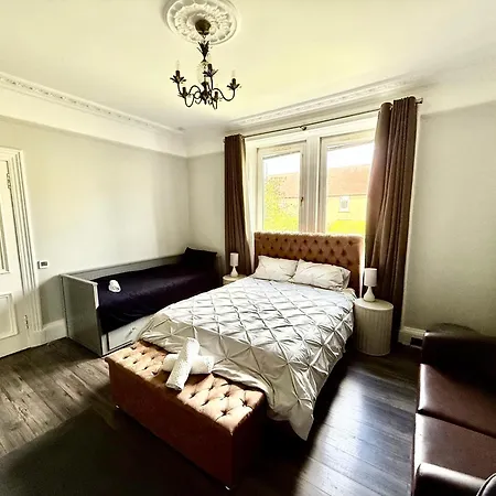 Immanuel House - Modern Luxury Victorian 1872 - Free Parking & Superfast Fibre Optic Wifi Appartement *