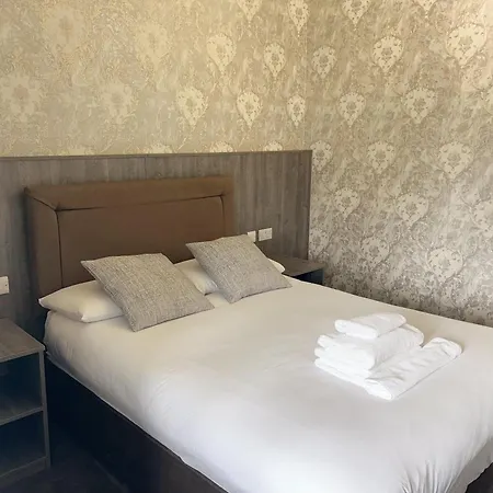 Alexander 4*