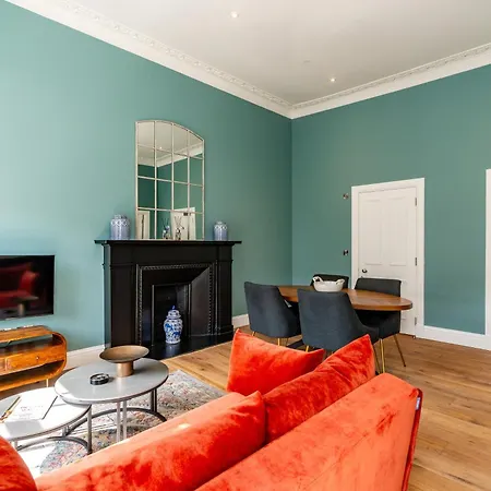 Dragon Luxury At 9 Albyn Place Apartment