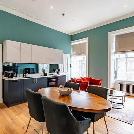 Dragon Luxury At 9 Albyn Place Edimburgo