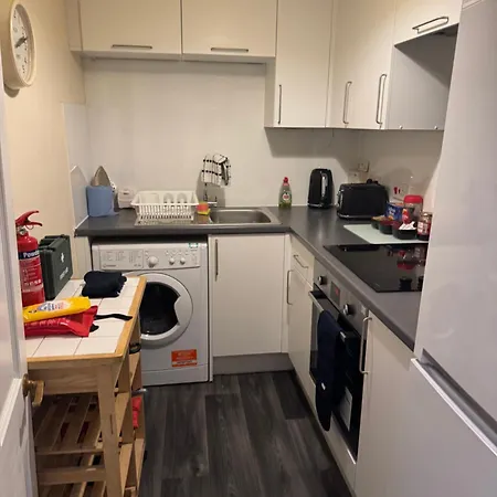 In Excellent Centre Location * エディンバラ