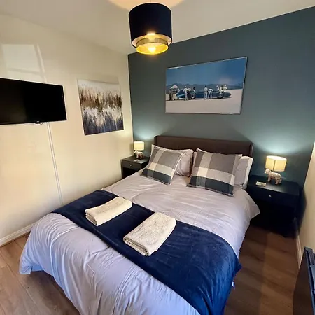 Apartman The Wheel House - Private Front Door And Free Parking *