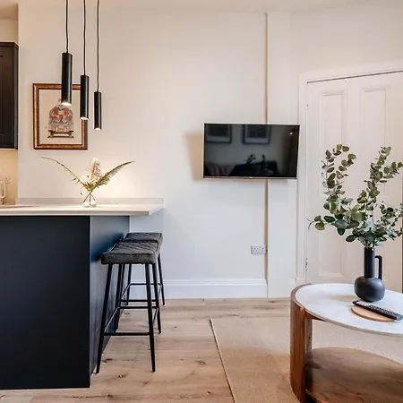 Bright & Elegant Portobello *