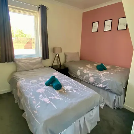 Apartament Cosy With Free Parking Close To Airport Edynburg