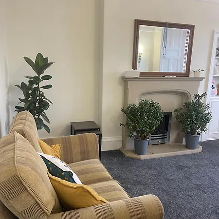 Victorian House 3 Bedrooms, 5 Guests Edinburgh