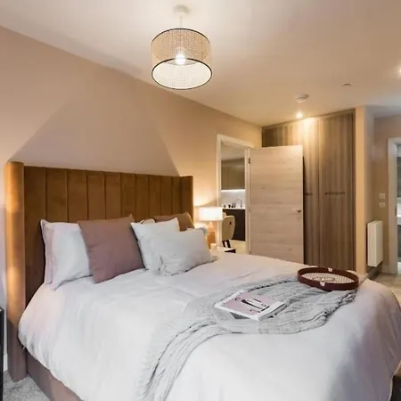 Stylish Luxury Nests - Location Edinburgh