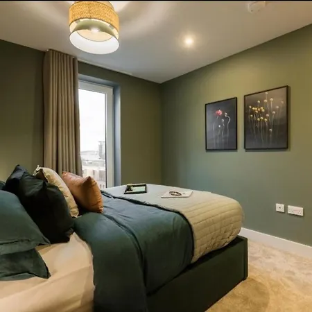 Stylish Luxury Nests - Location * Edinburgh