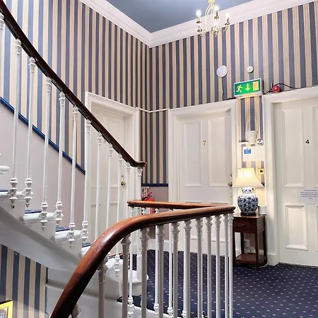 Allison House 17 بيت ضيافة