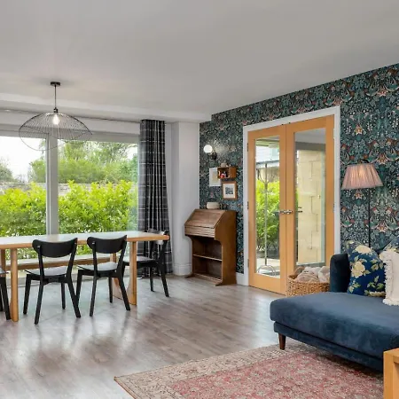 בית נופש Brunstane House - 15 Mins To Centre *