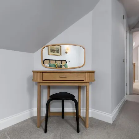 Brunstane House - 15 Mins To Centre Holiday home Edinburgh