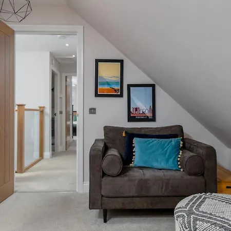 בית נופש Brunstane House - 15 Mins To Centre *