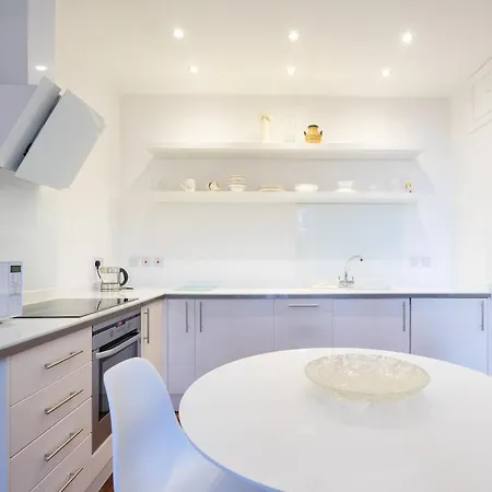 Immaculate One Bedroom Flat In The Centre Appartement