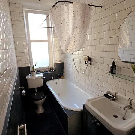 شقة Classic 2bd Georgian Flat In Leith إدنبرة