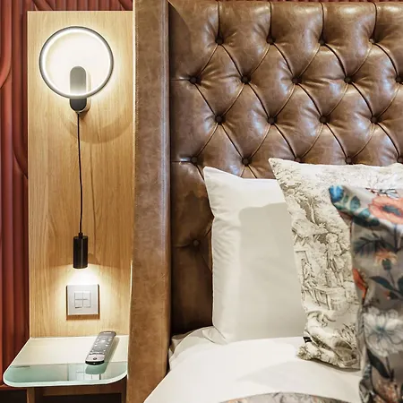 Hotell Bonnie Haymarket 5*
