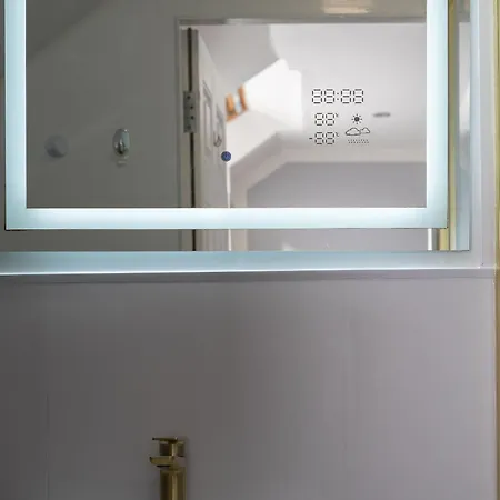 Centre House - 5 Bedrooms - Sleeps 9 - Parking Дом отдыха