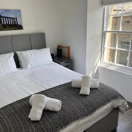 Truly Central, Princes St, Close To Castle * Edinburgh