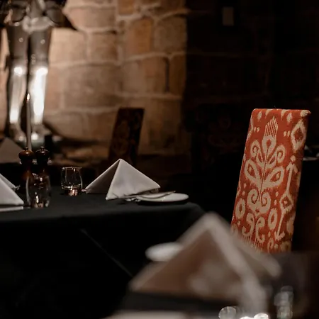 Hotel Dalhousie Castle 4*