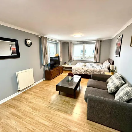 Pilrig Heights - Fast Wifi And Parking Available