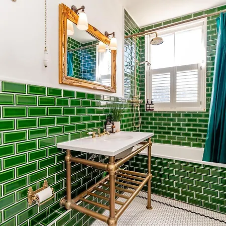 Stunning Flat, New Town, - Perfect Location Эдинбург