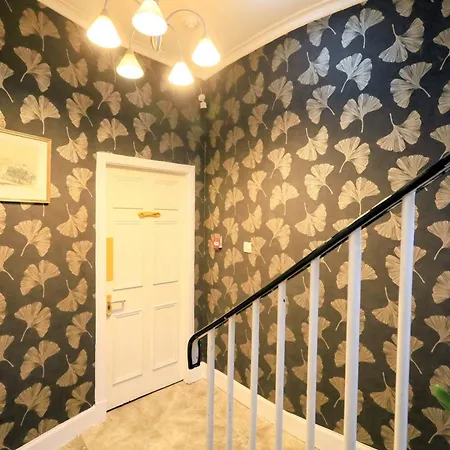 فندق مبيت وإفطار Edinburgh Holiday Guest House