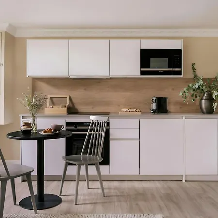 Thistle Royal Garden