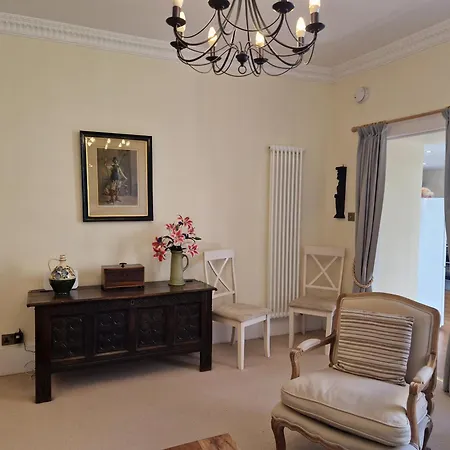 Joivy Gorgeous Georgian Flat In New Town