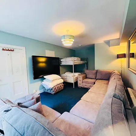 Apartment Entire Flat In Edinburgh, Center