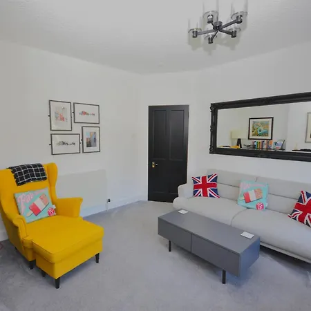 Cosy 2 Bed With Garden And Free Parking * Edinburg
