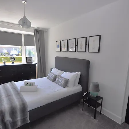 Cosy 2 Bed With Garden And Free Parking Semesterbostad *