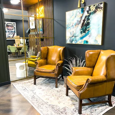 Living At Lady Nicolson Court 公寓 爱丁堡