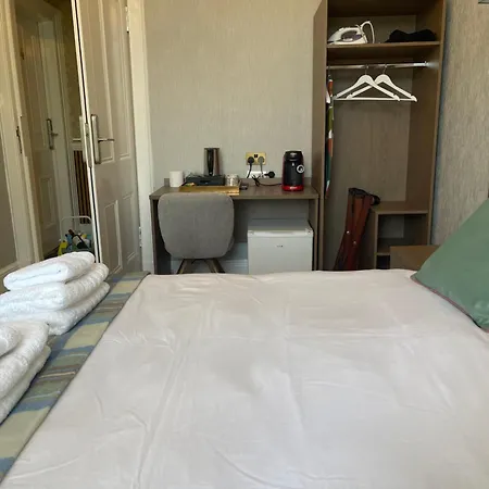 Guest house Kingston