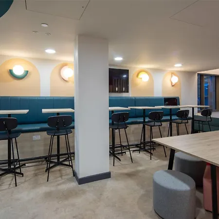 Student Only Norton's Student Living In 爱丁堡