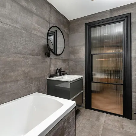 Apartamento Luxury Old Town Design With Fireplace *