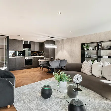 Sovo - Luxury Old Town Design With Fireplace Apartmán *