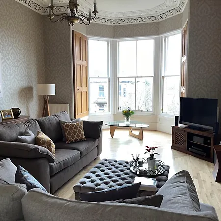 Quiet In Vibrant Bruntsfield With Private Parking منزل للإقامة إدنبرة